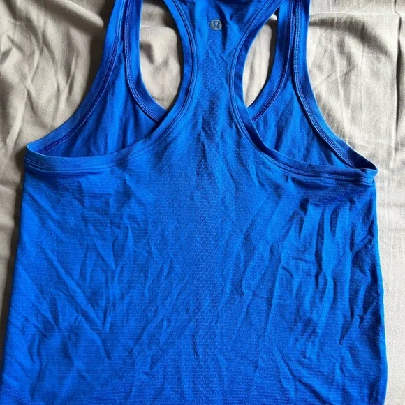 Lululemon Blue Women's Tank Top - Picture 2 of 2